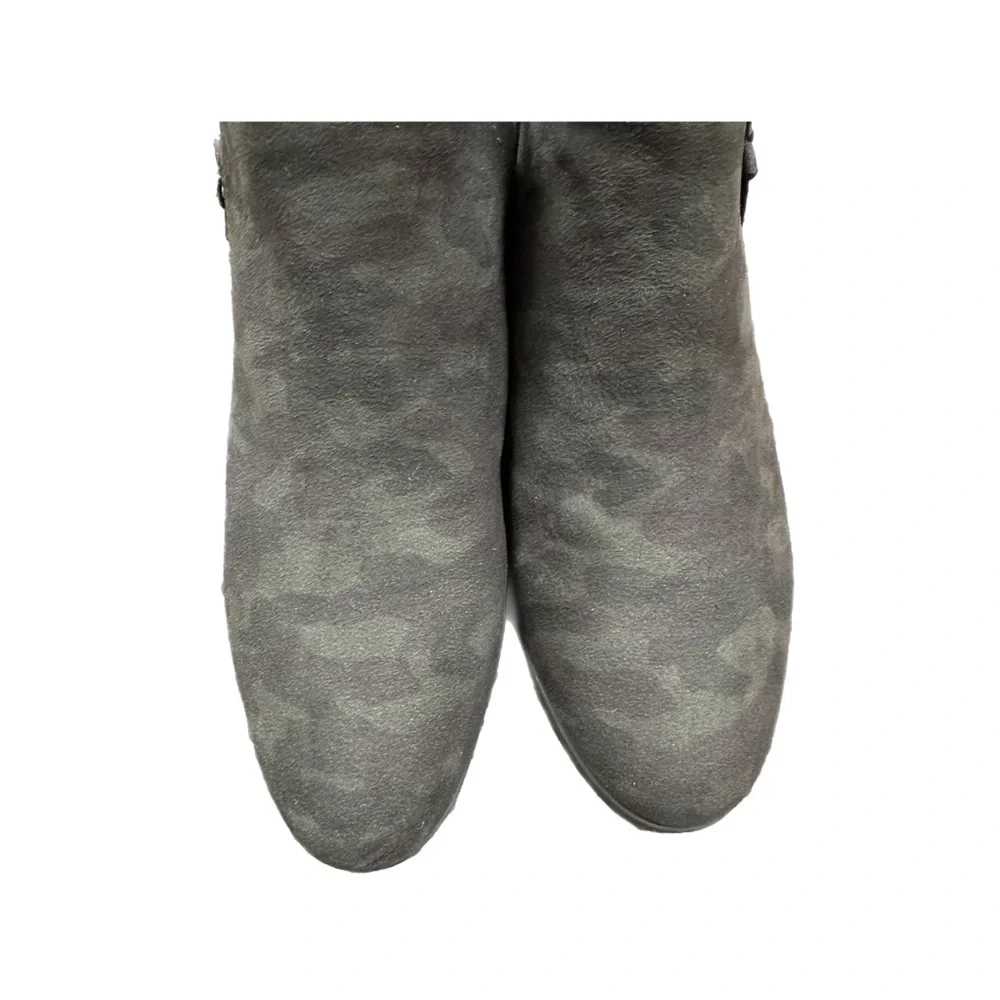 Women’s Camouflage Shoes - Picture 4 of 5